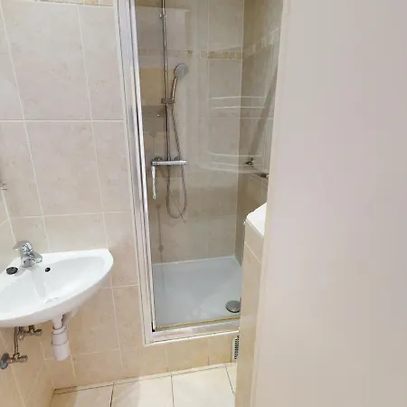 Appartement Menton, 3 Pièces, 4 Personnes - Fr-1-196-183
